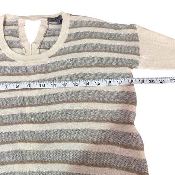 Quinn Women's Gray/Cream Knitted Stripe High & Low Hem Long Sleeve Size 2 - Picture 5 of 7